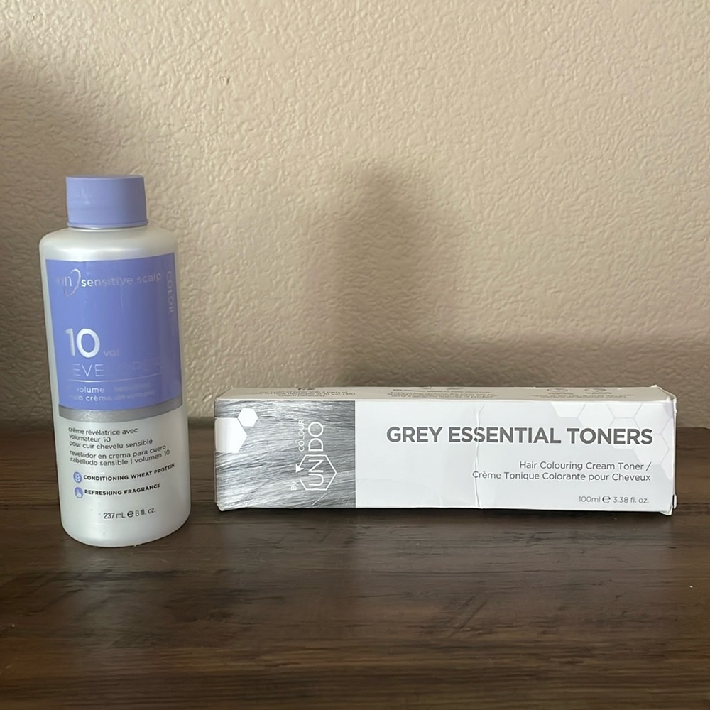 UNDO Grey Essentials Dark Grey Toner Color & Developer
